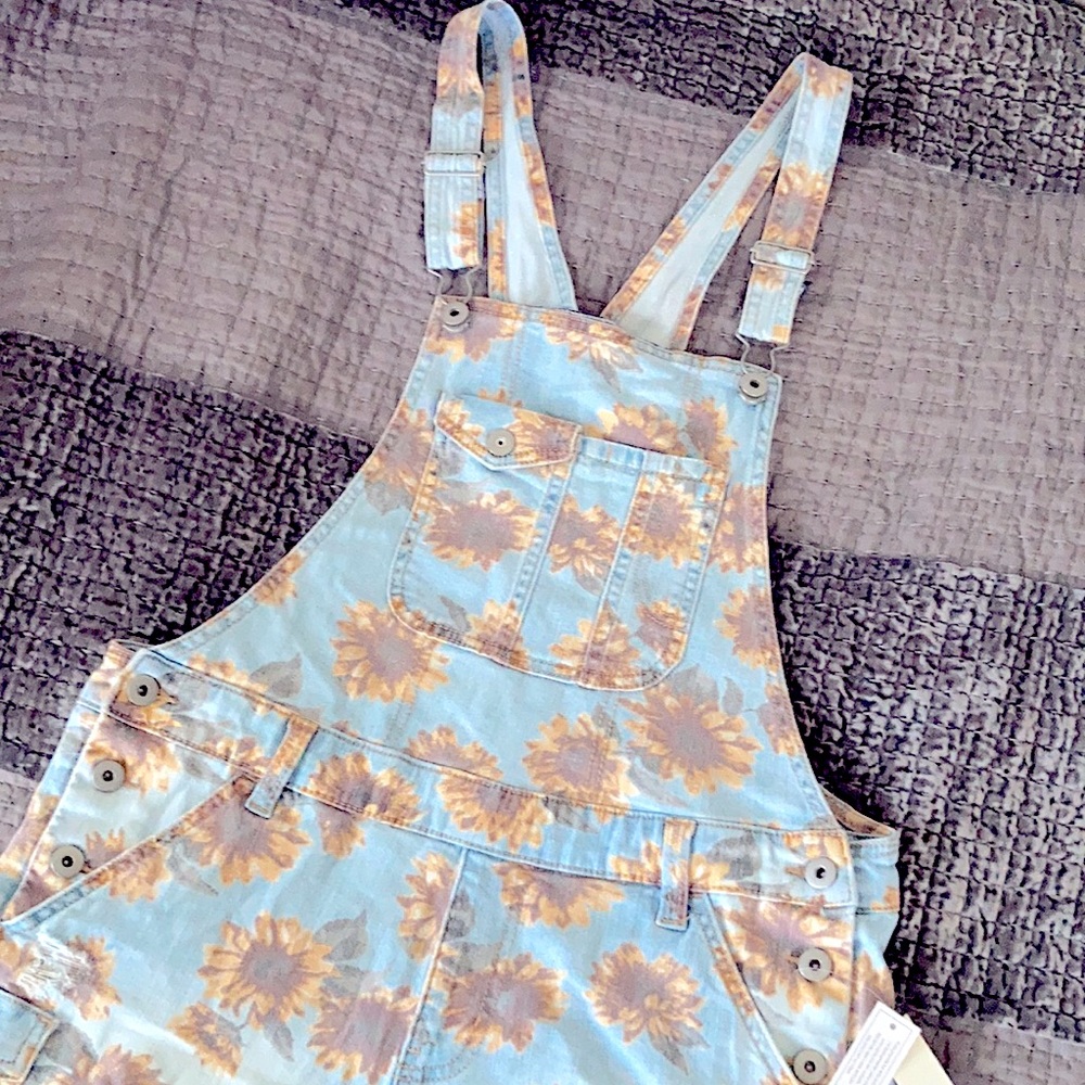 Autumn Fall Sunflower Overall Shorts Denim Print Size Medium 7-9 New with Tags